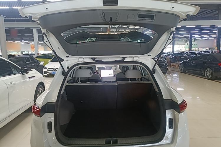 Used Bestune Yueyi 03 2025 445km Joyful Edition Trunk