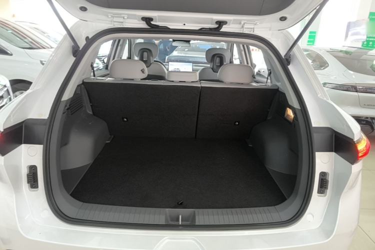 Used Bestune Yueyi 03 2025 565km Enjoy Edition Trunk