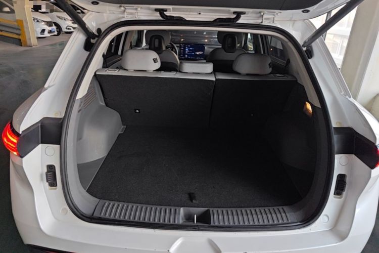 Used Bestune Yueyi 03 2025 565km Premium Edition Trunk