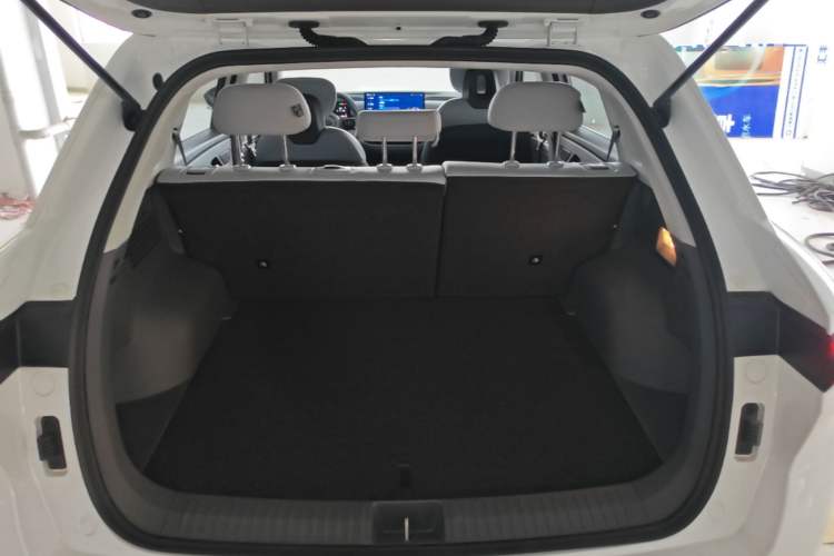 Used Bestune Yueyi 03 2025 445km Joyful Edition Trunk