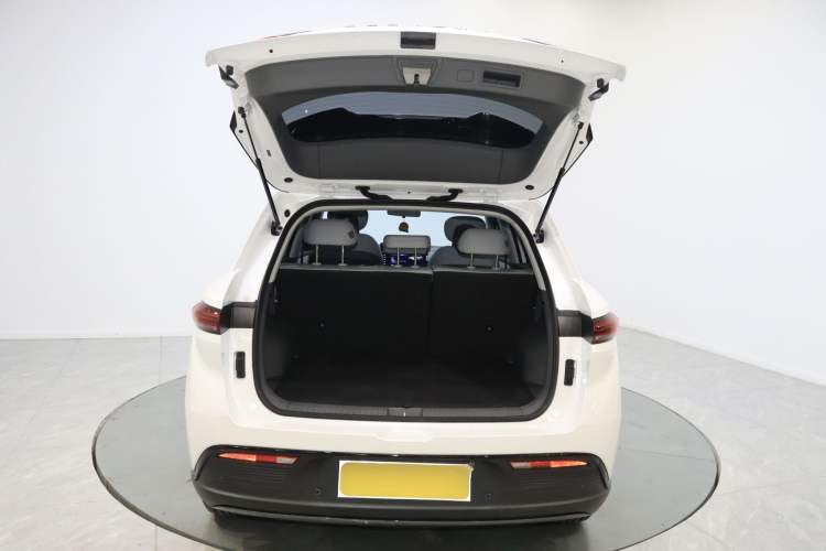 Used Bestune Yueyi 03 2025 565km Enjoy Edition Trunk