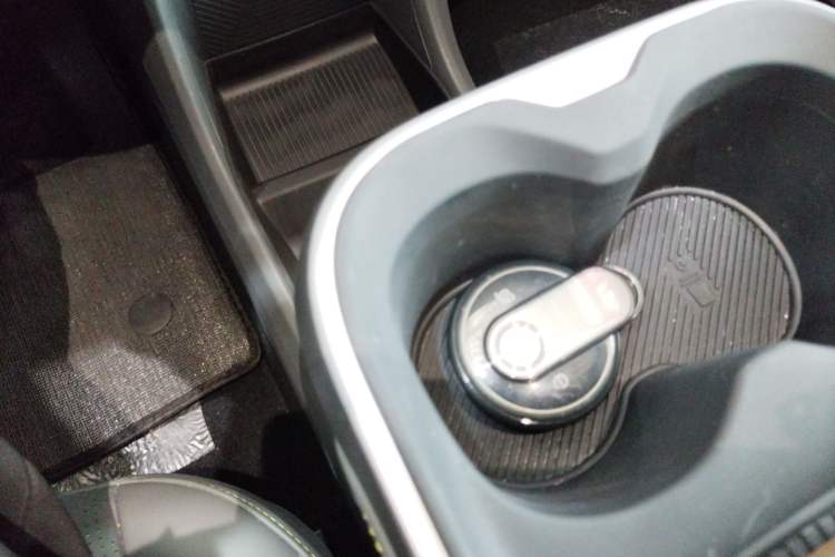 Used Bestune Yueyi 03 2025 445km Joyful Edition Vehicle Key
