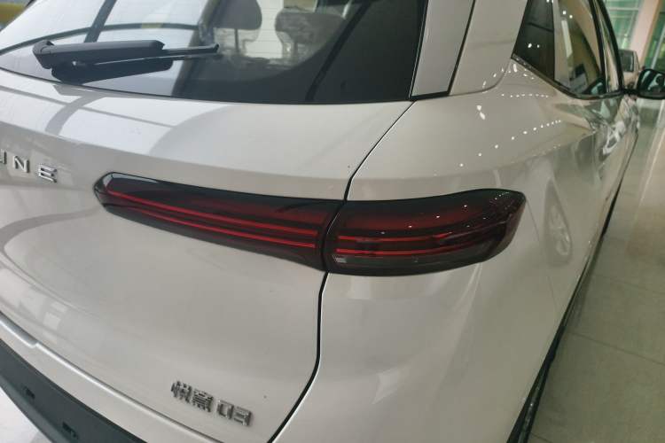Used Bestune Yueyi 03 2026 Model 565km Enjoyment Edition Right Rear Taillight