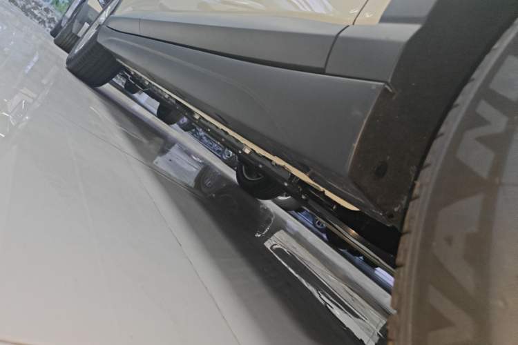 Used Bestune Yueyi 03 2026 Model 565km Enjoyment Edition Right Side Sill