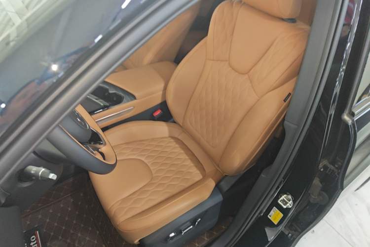 Used Bestune Yueyi 07 2025 210km Leisure Edition Left Front Seat