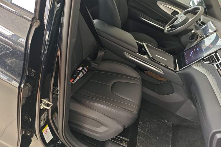 Used Bestune Yueyi 07 2025 150km Quality Selection Edition Right Front Seat