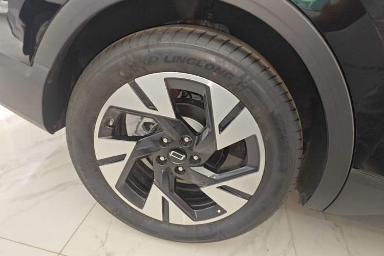 Used Bestune Yueyi 07 2025 210km Leisure Edition Right Rear Wheel Hub
