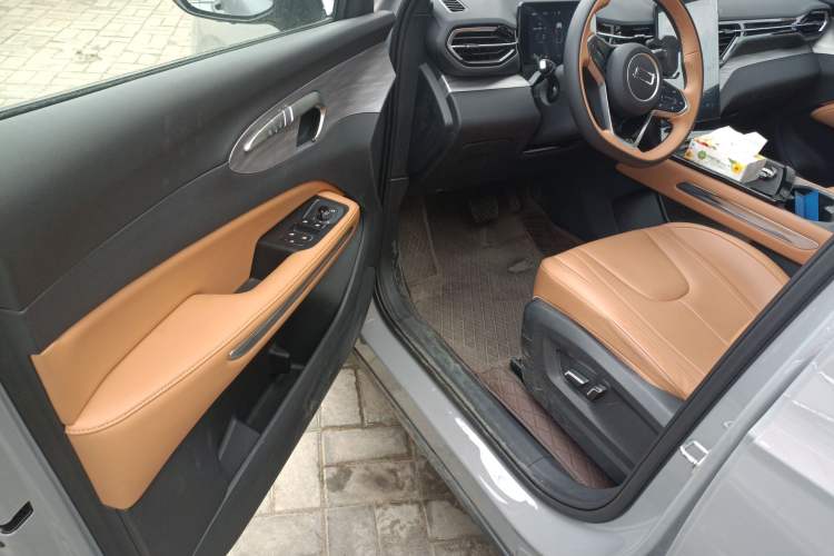 Used Bestune Yueyi 07 2025 210km Joyful Edition Driver Seat