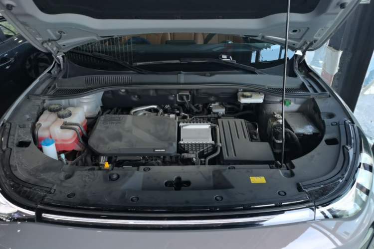 Used Bestune Yueyi 07 2025 210km Joyful Edition Engine Bay
