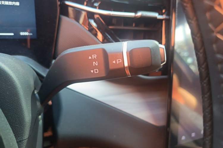 Used Bestune Yueyi 07 2025 210km Joyful Edition Gear Lever