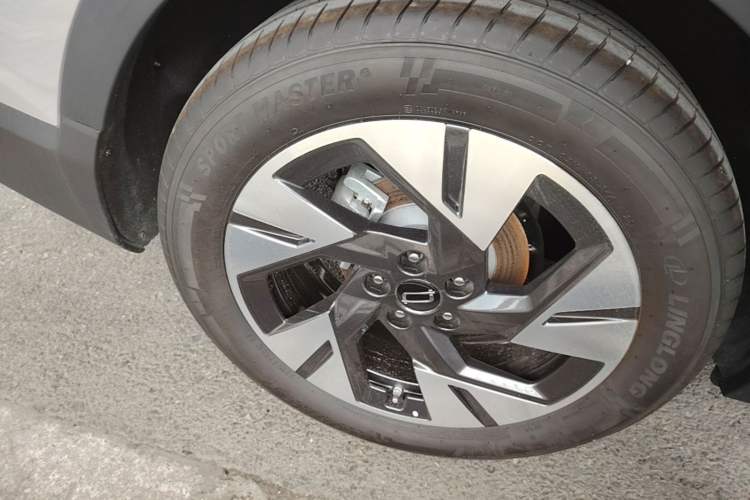 Used Bestune Yueyi 07 2025 210km Joyful Edition Right Rear Wheel Hub