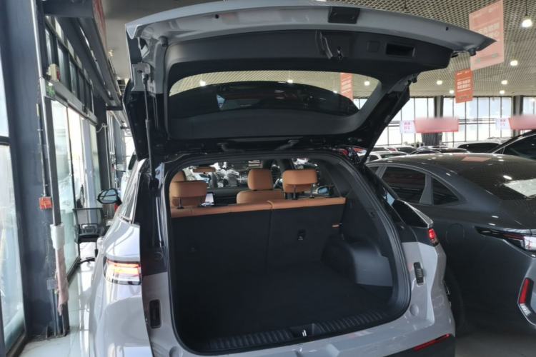 Used Bestune Yueyi 07 2025 210km Joyful Edition Trunk