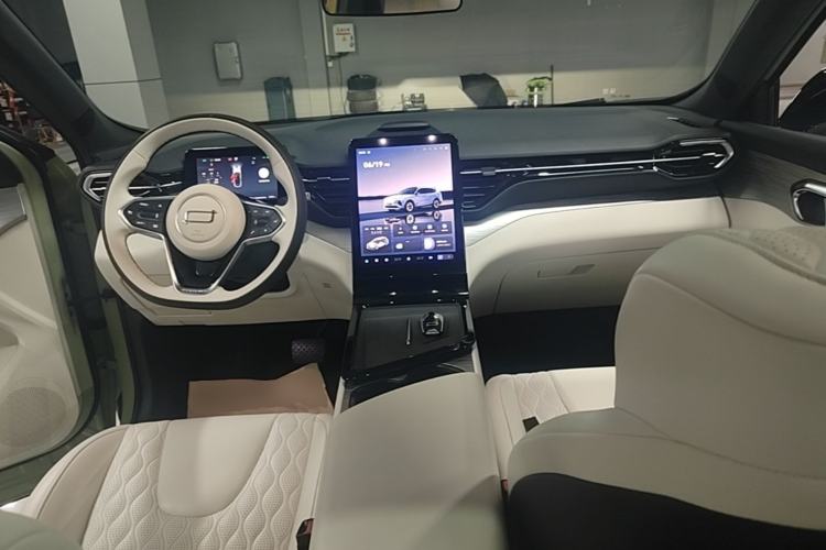 Used Bestune Yueyi 07 2025 210km Leisure Edition Center Console