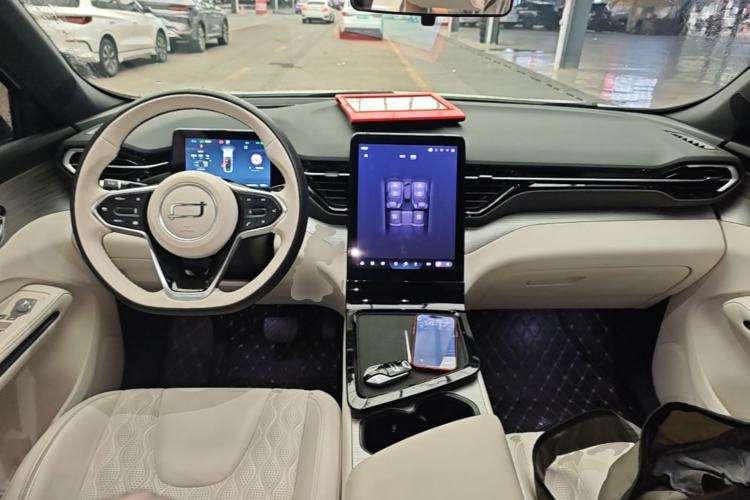 Used Bestune Yueyi 07 2025 210km Leisure Edition Center Console
