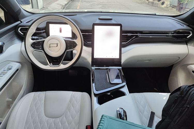 Used Bestune Yueyi 07 2025 210km Leisure Edition Center Console