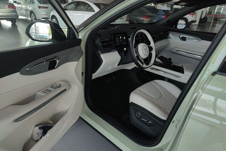 Used Bestune Yueyi 07 2025 210km Leisure Edition Driver Seat