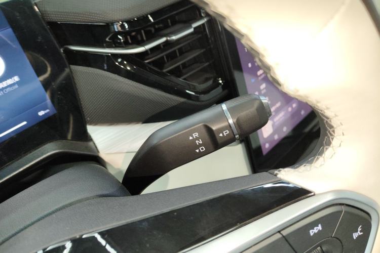 Used Bestune Yueyi 07 2025 150km Heartfelt Edition Gear Lever