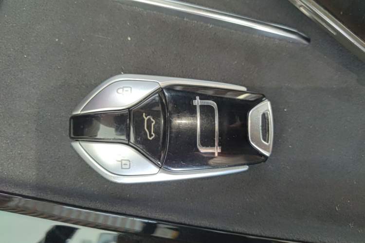 Used Bestune Yueyi 07 2025 210km Leisure Edition Interior 1