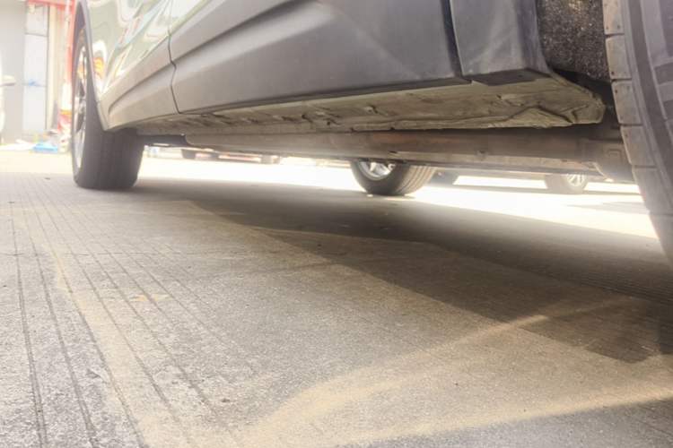 Used Bestune Yueyi 07 2025 210km Leisure Edition Left Side Sill