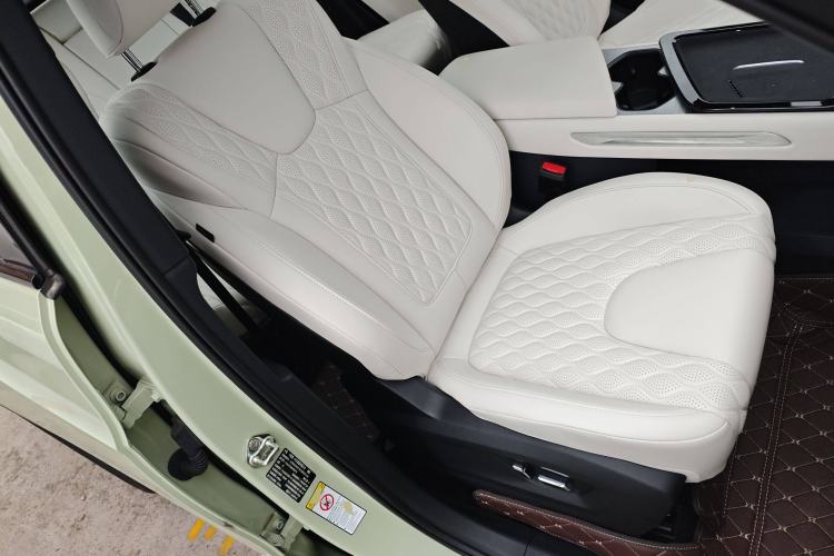 Used Bestune Yueyi 07 2025 150km Heartfelt Edition Right Front Seat
