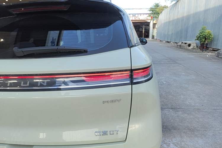Used Bestune Yueyi 07 2025 210km Leisure Edition Right Rear Taillight