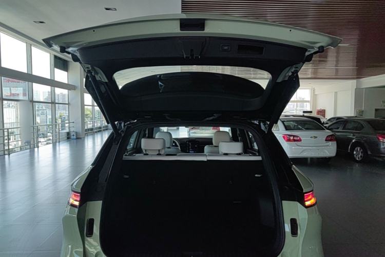 Used Bestune Yueyi 07 2025 210km Leisure Edition Trunk