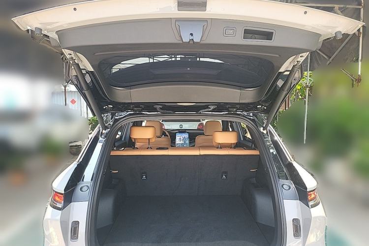 Used Bestune Yueyi 07 2025 210km Leisure Edition Trunk