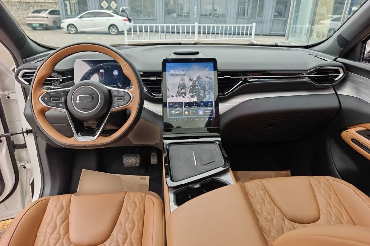 Used Bestune Yueyi 07 2025 210km Leisure Edition Center Console