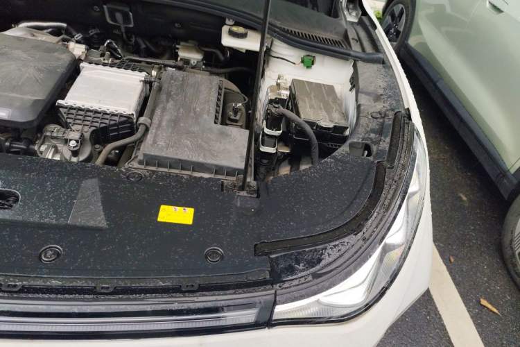 Used Bestune Yueyi 07 2025 210km Leisure Edition Engine Bay Left