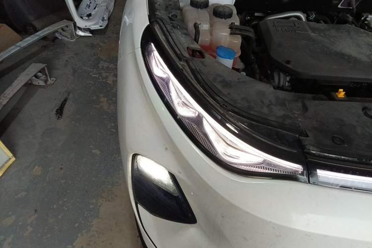 Used Bestune Yueyi 07 2025 210km Leisure Edition Engine Bay Right