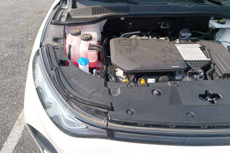 Used Bestune Yueyi 07 2025 210km Leisure Edition Engine Bay Right