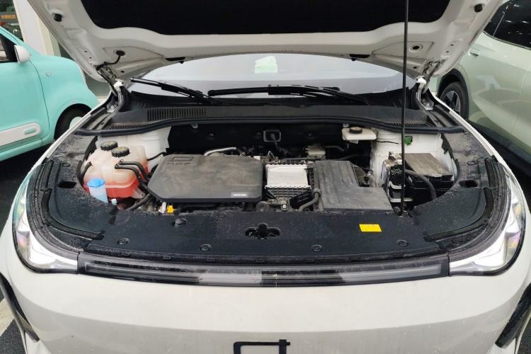 Used Bestune Yueyi 07 2025 210km Leisure Edition Engine Bay