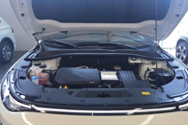 Used Bestune Yueyi 07 2025 210km Leisure Edition Engine Bay