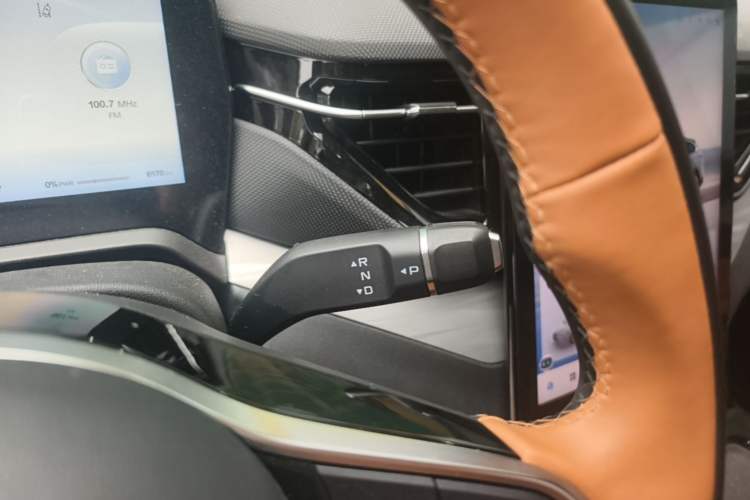 Used Bestune Yueyi 07 2025 210km Leisure Edition Gear Lever