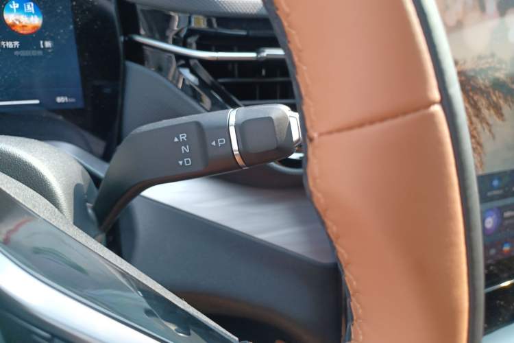 Used Bestune Yueyi 07 2025 210km Leisure Edition Gear Lever