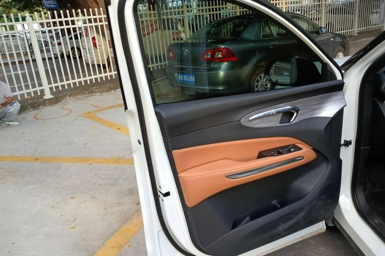 Used Bestune Yueyi 07 2025 210km Joyful Edition Interior 10