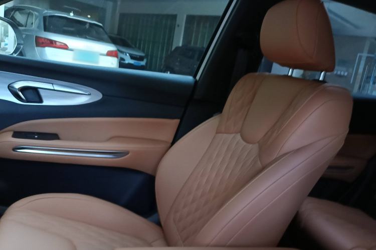 Used Bestune Yueyi 07 2025 210km Joyful Edition Interior 11