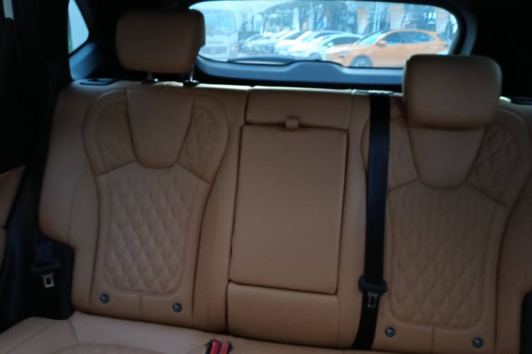 Used Bestune Yueyi 07 2025 210km Joyful Edition Interior 5