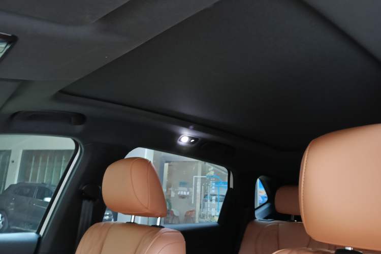 Used Bestune Yueyi 07 2025 210km Joyful Edition Interior 6