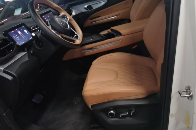 Used Bestune Yueyi 07 2025 210km Leisure Edition Left Front Seat