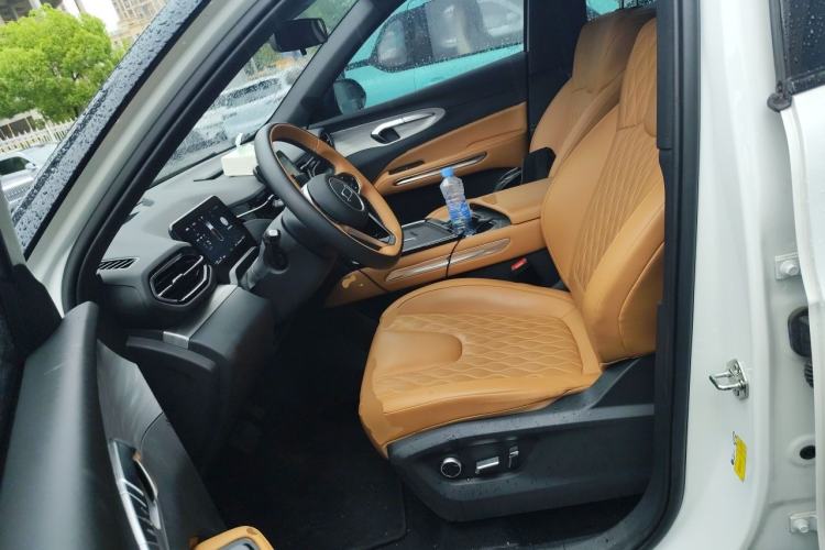 Used Bestune Yueyi 07 2025 210km Leisure Edition Left Front Seat