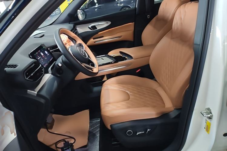 Used Bestune Yueyi 07 2025 210km Leisure Edition Left Front Seat