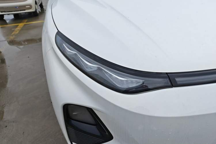 Used Bestune Yueyi 07 2025 210km Leisure Edition Right Front Headlight