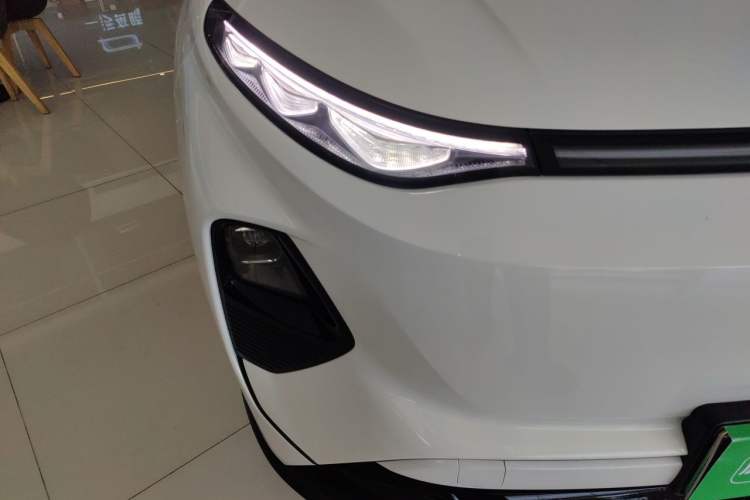 Used Bestune Yueyi 07 2025 210km Leisure Edition Right Front Headlight