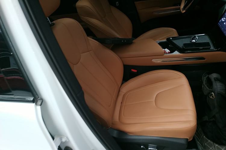 Used Bestune Yueyi 07 2025 210km Joyful Edition Right Front Seat