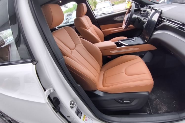 Used Bestune Yueyi 07 2025 210km Joyful Edition Right Front Seat