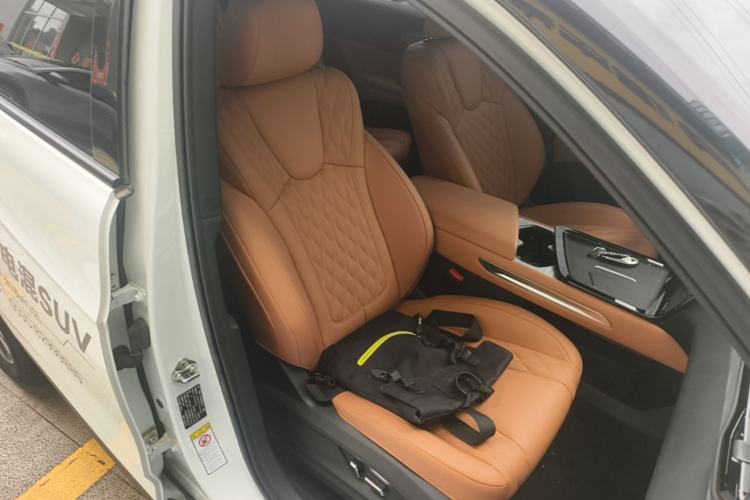 Used Bestune Yueyi 07 2025 210km Leisure Edition Right Front Seat
