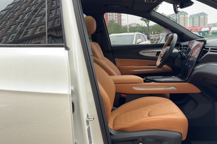 Used Bestune Yueyi 07 2025 210km Leisure Edition Right Front Seat