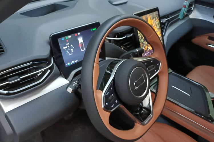 Used Bestune Yueyi 07 2025 210km Joyful Edition Steering Wheel