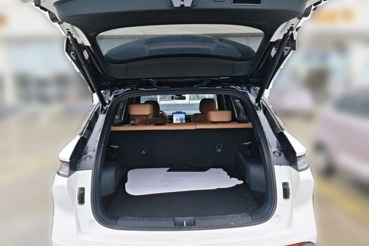 Used Bestune Yueyi 07 2025 210km Leisure Edition Trunk